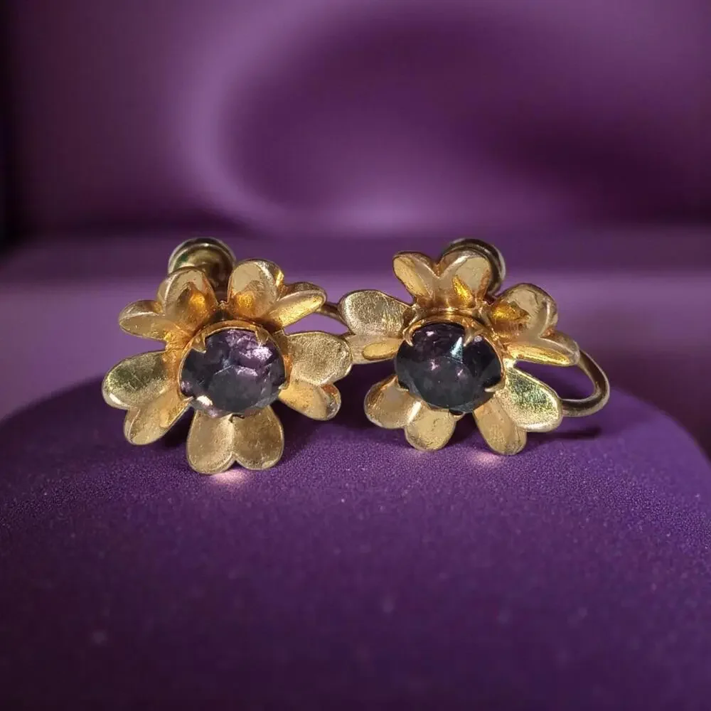 N/A vintage elegant